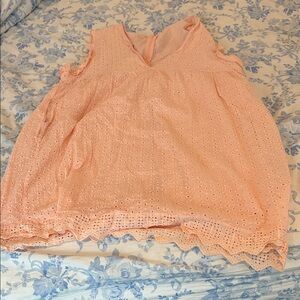Elegant Sleeveless Eyelet Dress in Soft Pink